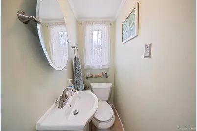 345 Ontario Street, Ronkonkoma, NY 11779 - Photo 5