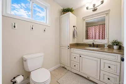 345 Ontario Street, Ronkonkoma, NY 11779 - Photo 15