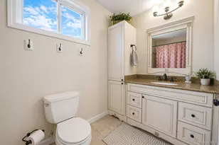 345 Ontario St, Ronkonkoma, NY 11779 - Photo 15