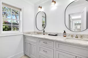 107 Manhasset Woods Rd, Manhasset, NY 11030 - Photo 25