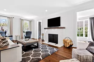 107 Manhasset Woods Rd, Manhasset, NY 11030 - Photo 13