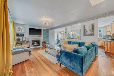 11 Edgewood Avenue, Glen Head, NY 11545 - Photo 11