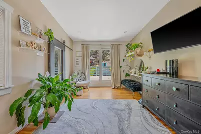 11 Edgewood Avenue, Glen Head, NY 11545 - Photo 19