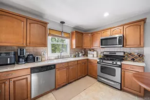 18 Sylvan Trail, Monroe, NY 10950 - Photo 9