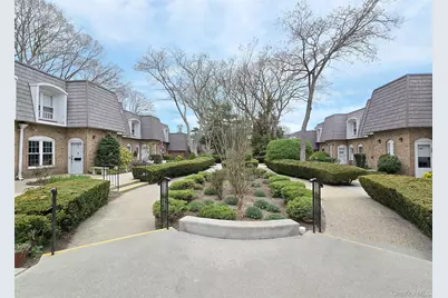 655 Middle Country Road #2-2E2, Coram, NY 11727 - Photo 3