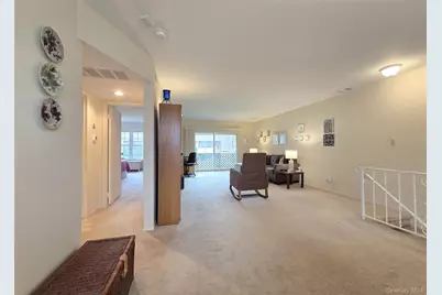 655 Middle Country Road #2-2E2, Coram, NY 11727 - Photo 9