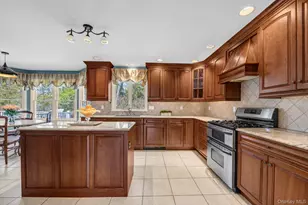 2137 3rd Ave, Merrick, NY 11566 - Photo 7