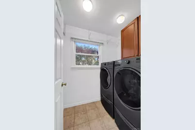 2137 3rd Avenue, Merrick, NY 11566 - Photo 25