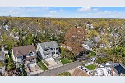 2137 3rd Avenue, Merrick, NY 11566 - Photo 33