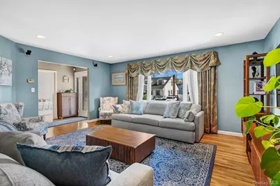 2137 3rd Avenue, Merrick, NY 11566 - Photo 3