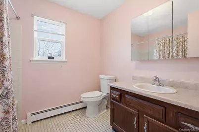 4 Howard Street, Selden, NY 11784 - Photo 15