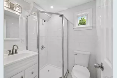 713 Harrison Avenue, Riverhead, NY 11901 - Photo 7