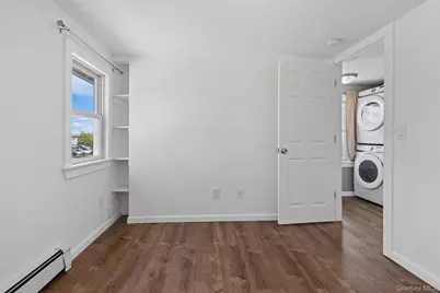 713 Harrison Avenue, Riverhead, NY 11901 - Photo 9