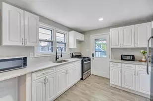 64 West Ave, Lawrence, NY 11559 - Photo 15