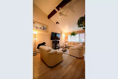 39 Narragansett Avenue, Medford, NY 11763 - Photo 3