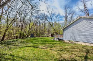 46 New York Ave, Sound Beach, NY 11789 - Photo 31