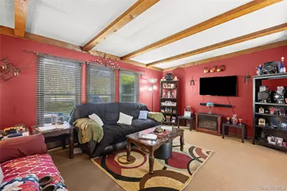 46 New York Avenue, Sound Beach, NY 11789 - Photo 15