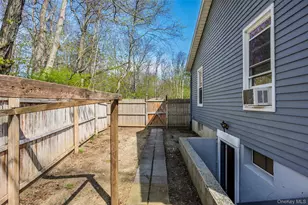46 New York Ave, Sound Beach, NY 11789 - Photo 21