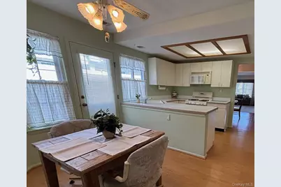155 Glen Drive, Ridge, NY 11961 - Photo 7