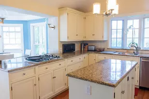 658 Shore Acres Dr, Mamaroneck, NY 10543 - Photo 9