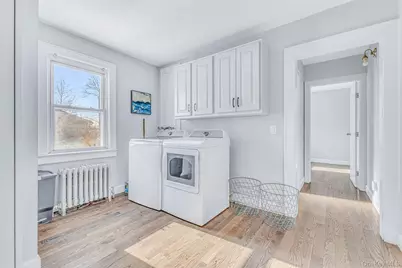 42 Greenwood Road #Bay Shore, NY 11706, Bay Shore, NY 11706 - Photo 23