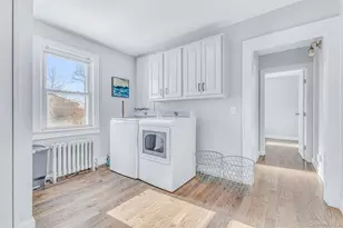 42 Greenwood Rd, Bay Shore, NY 11706 - Photo 23