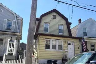 92-03 De Sota Rd, Rockaway Beach, NY 11693 - Photo 3