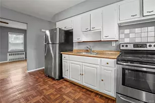 206 Hunnewell Ave, Elmont, NY 11003 - Photo 9