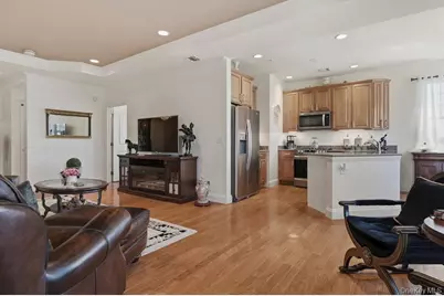 923 Roosevelt Way, Westbury, NY 11590 - Photo 7