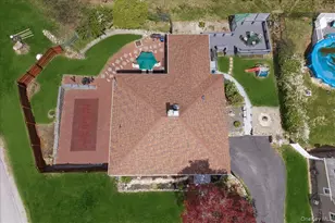 532 Shore Dr, New Windsor, NY 12553 - Photo 3