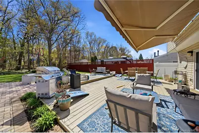 39 Fallen Leaf Road, Holbrook, NY 11741 - Photo 19