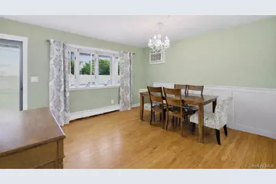 287 43rd Street, Lindenhurst, NY 11757 - Photo 9