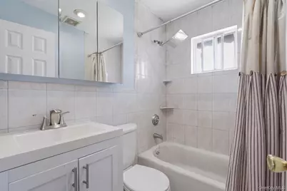 287 43rd Street, Lindenhurst, NY 11757 - Photo 11