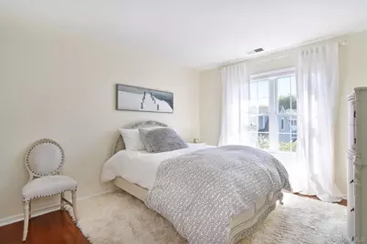 120 Tradition Court, White Plains, NY 10603 - Photo 15