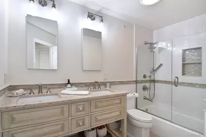 120 Tradition Court, White Plains, NY 10603 - Photo 17