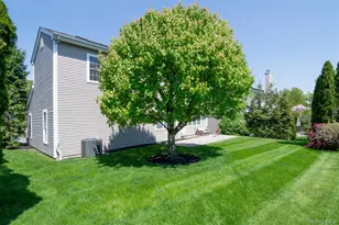 120 Tradition Ct, White Plains, NY 10603 - Photo 25