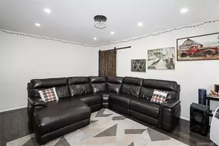 89-47 212th St, Queens Village, NY 11427 - Photo 5