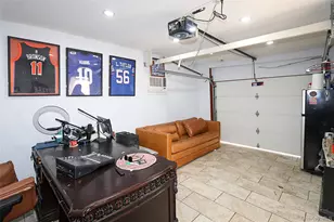 89-47 212th St, Queens Village, NY 11427 - Photo 27