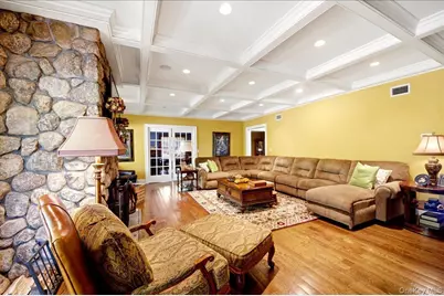 7 Ridgeview Circle, Armonk, NY 10504 - Photo 11