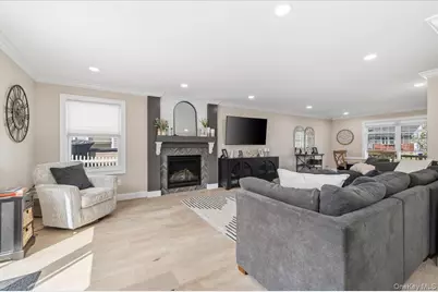 111 Charles Street #B, Massapequa, NY 11758 - Photo 19