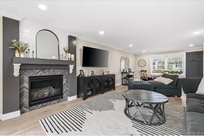 111 Charles Street #B, Massapequa, NY 11758 - Photo 21