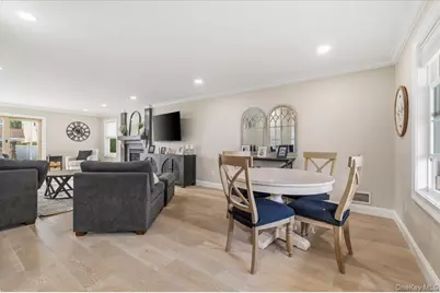 111 Charles Street #B, Massapequa, NY 11758 - Photo 25