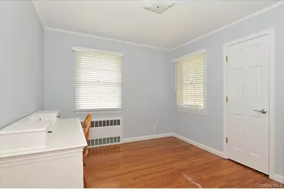 586 Seaford Avenue, Massapequa, NY 11758 - Photo 29