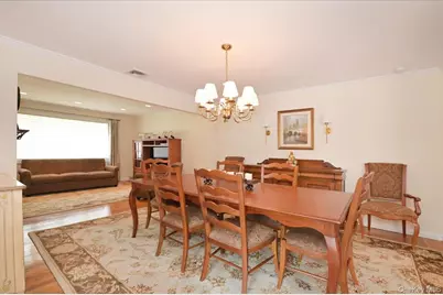 586 Seaford Avenue, Massapequa, NY 11758 - Photo 11