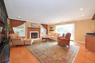 586 Seaford Ave, Massapequa, NY 11758 - Photo 17