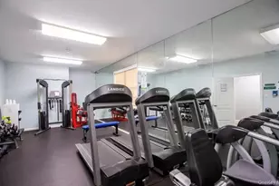 241-49 Oak Park Dr, Little Neck, NY 11362 - Photo 25