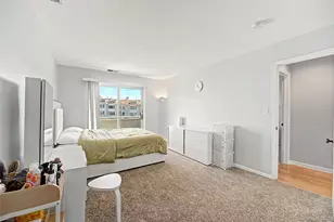 241-49 Oak Park Dr, Little Neck, NY 11362 - Photo 15