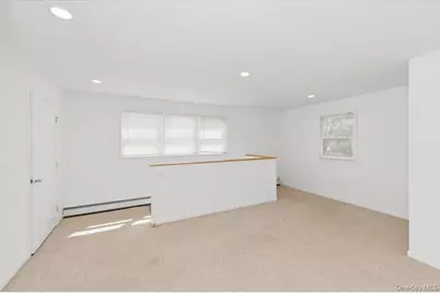 20 Cambridge Avenue, Melville, NY 11747 - Photo 23