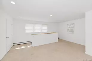20 Cambridge Ave, Melville, NY 11747 - Photo 23