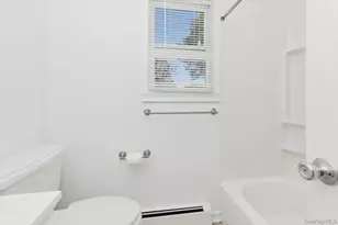 20 Cambridge Ave, Melville, NY 11747 - Photo 21